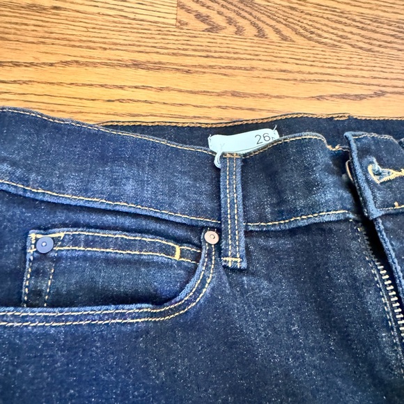 Barely worn, dark wash jeans, 26 regular - Picture 2 of 2